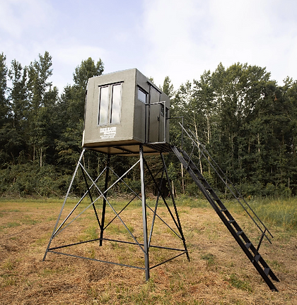 Dillon Manufacturing 5 1/2 x 5 1/2 Tower Stand with Porch & Staircase